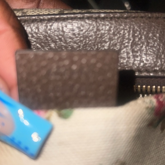 GUCCI CROSSBODY - Picture 12 of 17